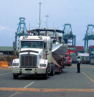 Ovni sur camion