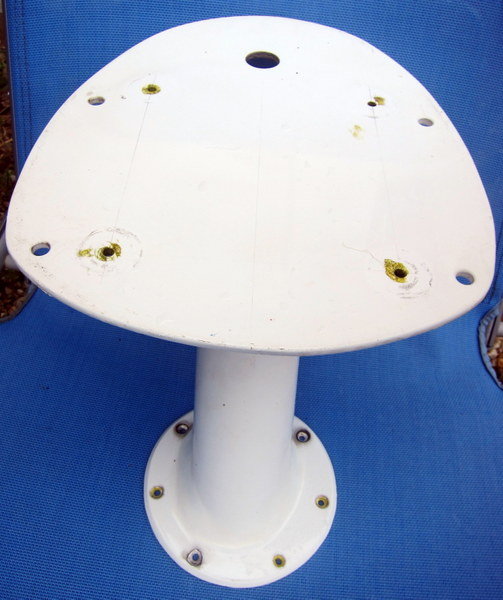 support bas radar pour portique ovni.JPG